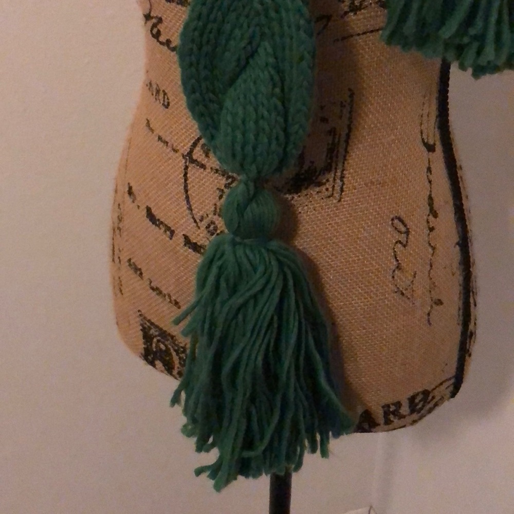 Scarf - Picture 4 of 4